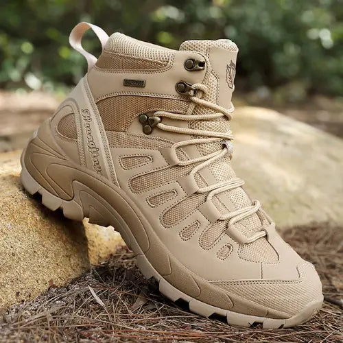 Bota Militar iziTatic - Antiderrapante